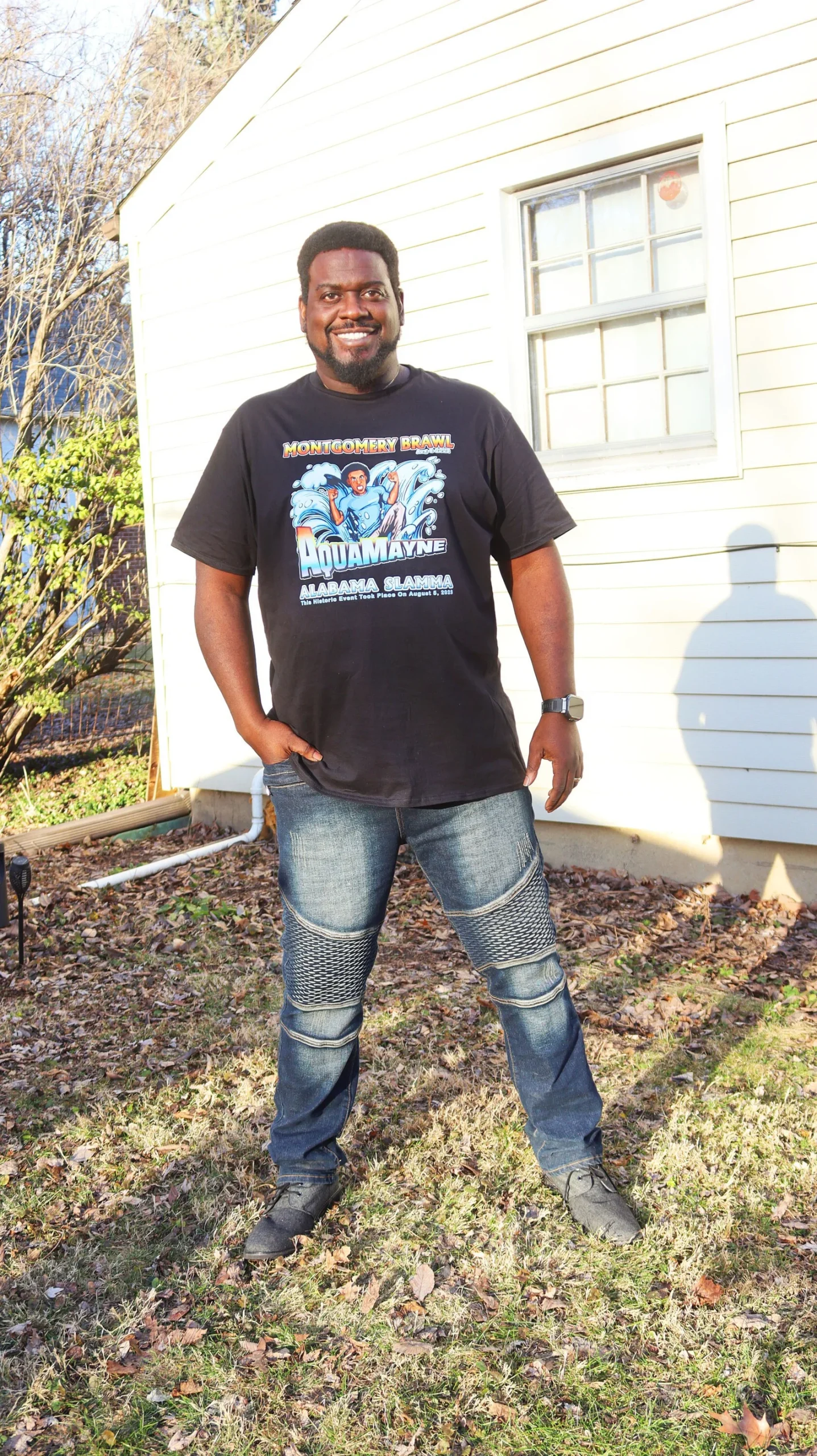 Deluxe AquaMayne Dock Hero T-shirt - Image 5